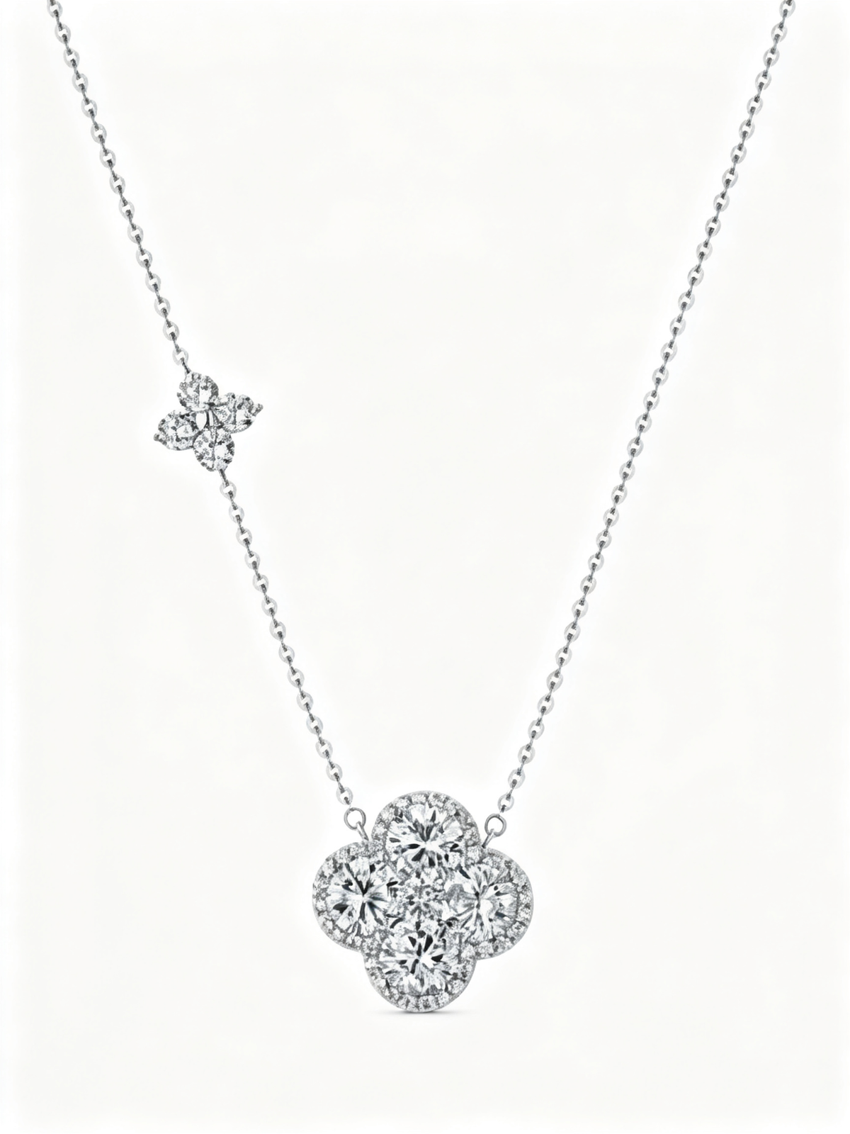 🍀 Clover Necklace | Silver-Tone Everyday Jewelry | Her Lucky Sparkle