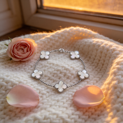 🍀 Clover Bracelet | Mother-of-Pearl Jewelry | Five-Flower Lucky Glow