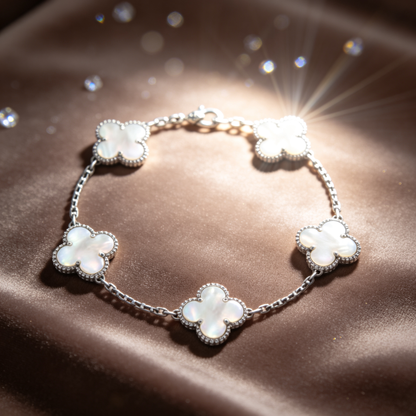 🍀 Clover Bracelet | Mother-of-Pearl Jewelry | Five-Flower Lucky Glow